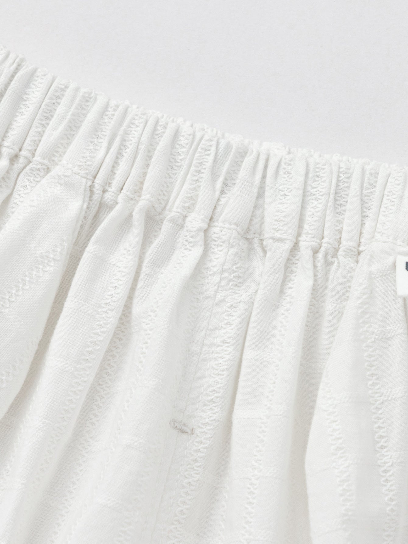 Balabala Elastic Waist Shorts White, Ice blue