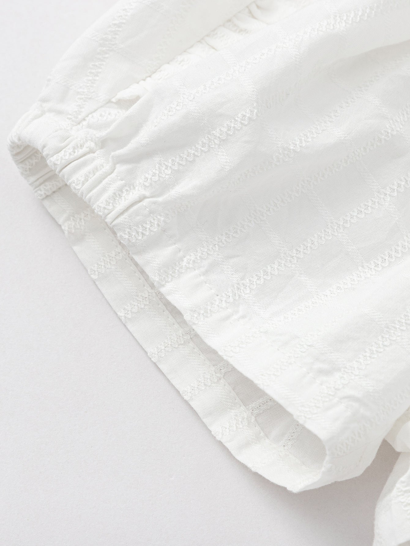 Balabala Elastic Waist Shorts White, Ice blue