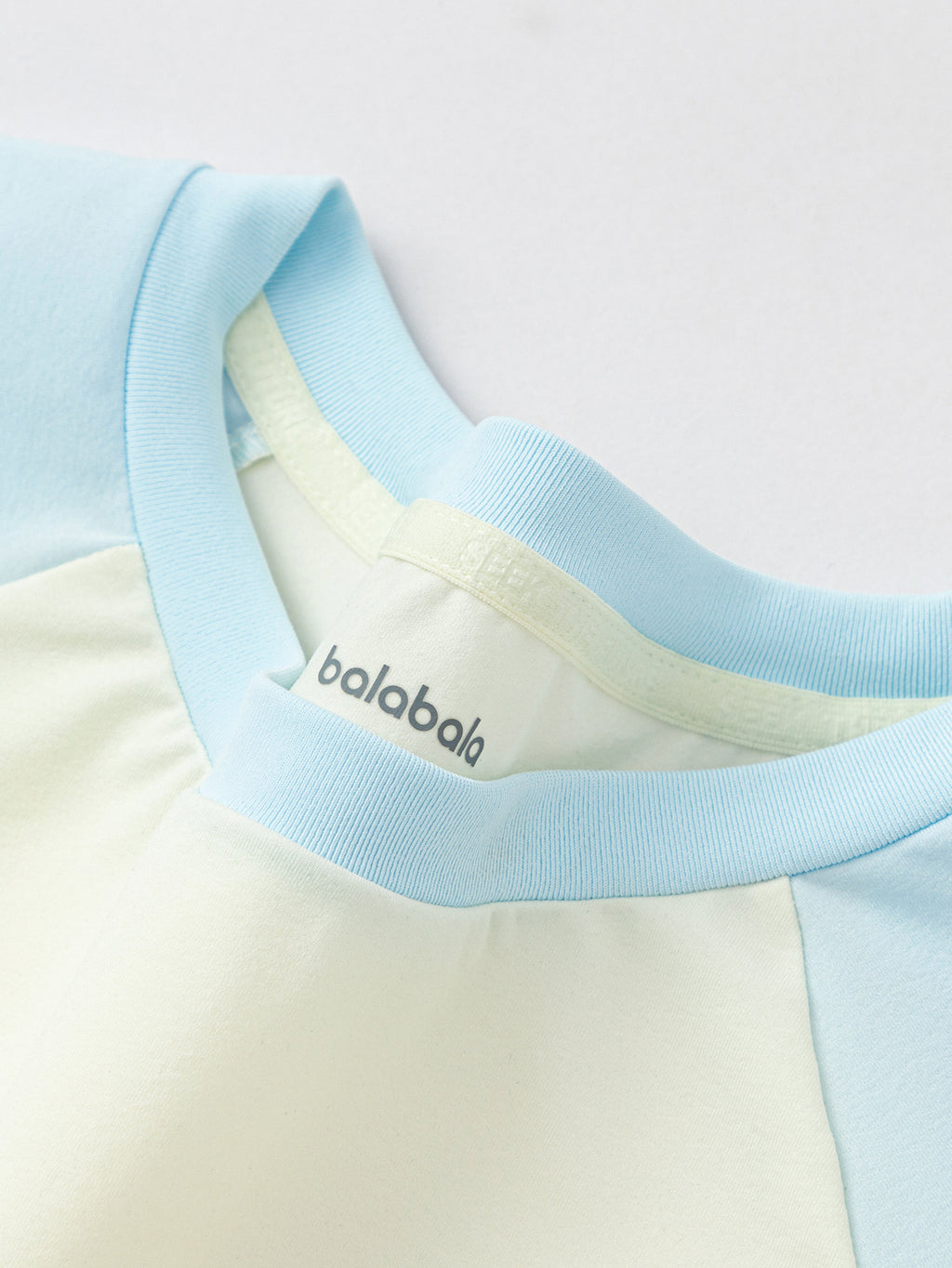 Balabala Girls Raglan T Shirt Cream Blue,Violet